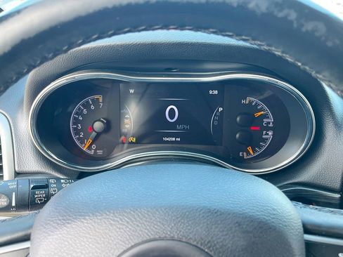 Certified 2019 Jeep Grand Cherokee Altitude RWD image 12