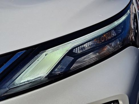 Certified 2023 Nissan Rogue SL w/ SL Premium Package AWD/4WD image 9
