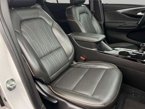Used 2024 Buick Envista Avenir FWD image 24