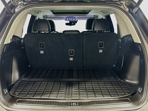 Used 2024 Jeep Grand Cherokee Limited 4xe w/ Trailer Tow Package image 26