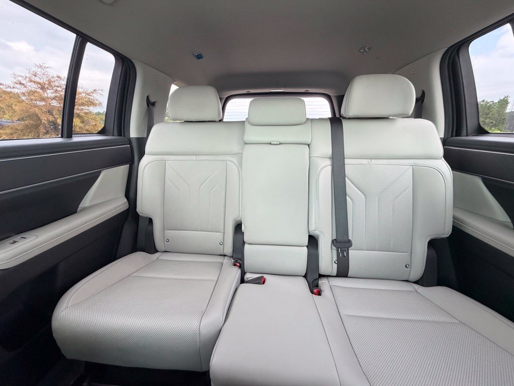 Used 2024 Hyundai Santa Fe SEL FWD image 36