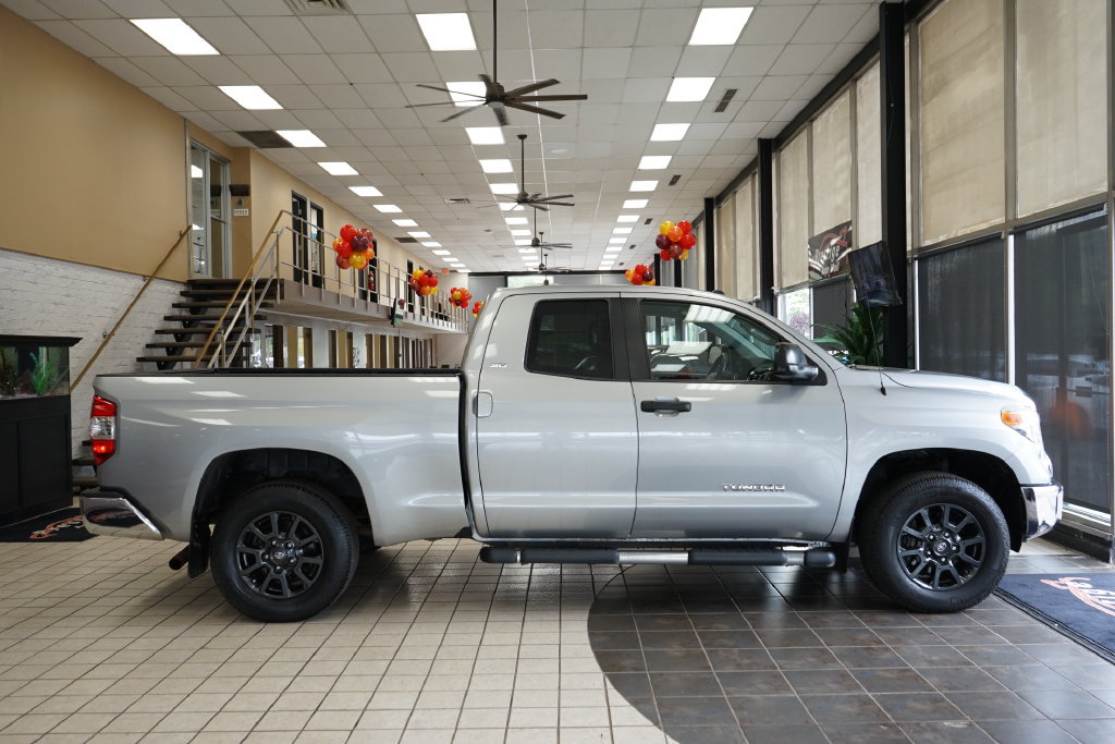 Used 2014 Toyota Tundra SR5 AWD/4WD image 15