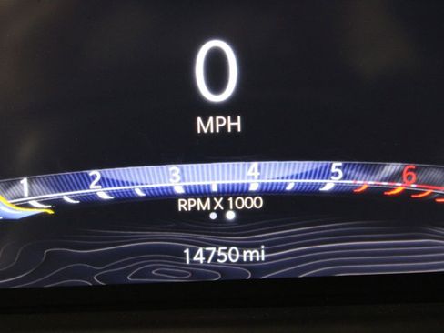 Used 2025 Jeep Wagoneer L Series II w/ 8-pass Seating Package image 42