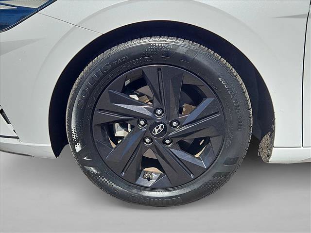 Used 2021 Hyundai Elantra SEL w/ Convenience Package FWD image 27
