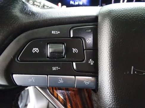 Certified 2024 Cadillac Escalade Premium Luxury w/ Performance Package AWD/4WD image 8