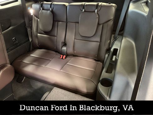 New 2026 Ford Explorer Platinum w/ LUX Leather Package AWD/4WD image 14