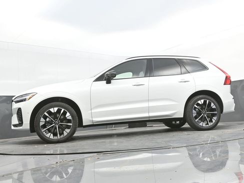 New 2026 Volvo XC60 B5 Plus w/ Protection Package Premier image 25