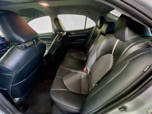 Used 2021 Toyota Camry SE image 28