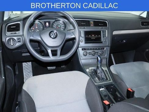 Used 2016 Volkswagen e-Golf SE FWD image 26