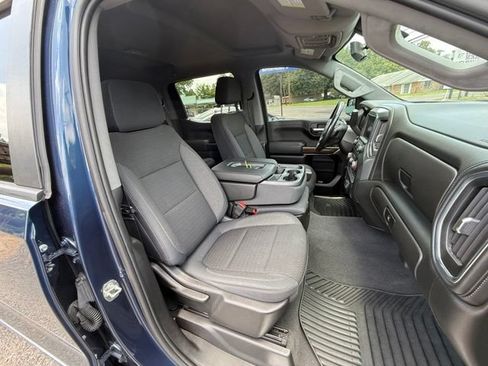 Used 2019 Chevrolet Silverado 1500 LT w/ Texas Edition AWD/4WD image 9