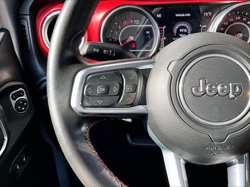 Used 2022 Jeep Wrangler Unlimited Rubicon AWD/4WD image 18