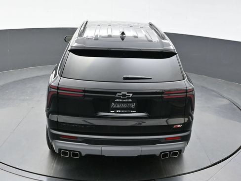 Used 2025 Chevrolet Traverse Z71 AWD/4WD image 30