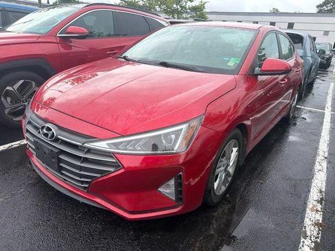 Used 2020 Hyundai Elantra SEL w/ Winter Weather Package FWD image 4