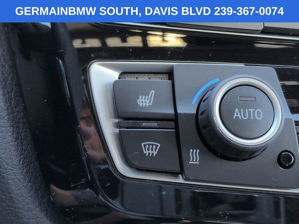 Used 2017 BMW 330i xDrive Sedan AWD/4WD image 26