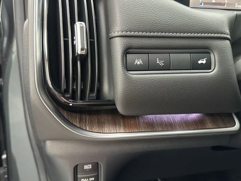 New 2025 Nissan Armada Platinum Reserve image 30