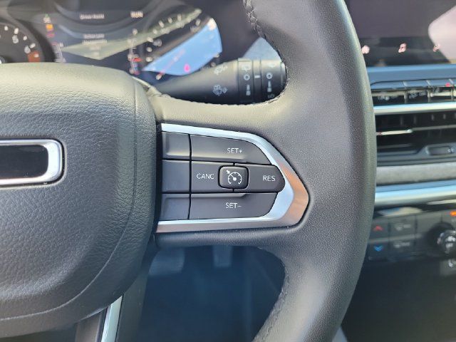 Used 2024 Jeep Compass Latitude AWD/4WD image 24