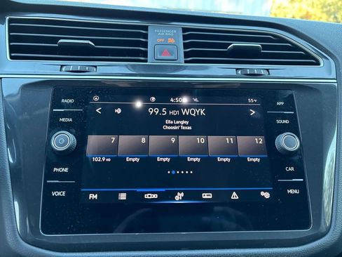 Used 2024 Volkswagen Tiguan Wolfsburg Edition image 20