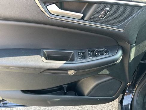 Used 2023 Ford Edge SEL AWD/4WD image 10