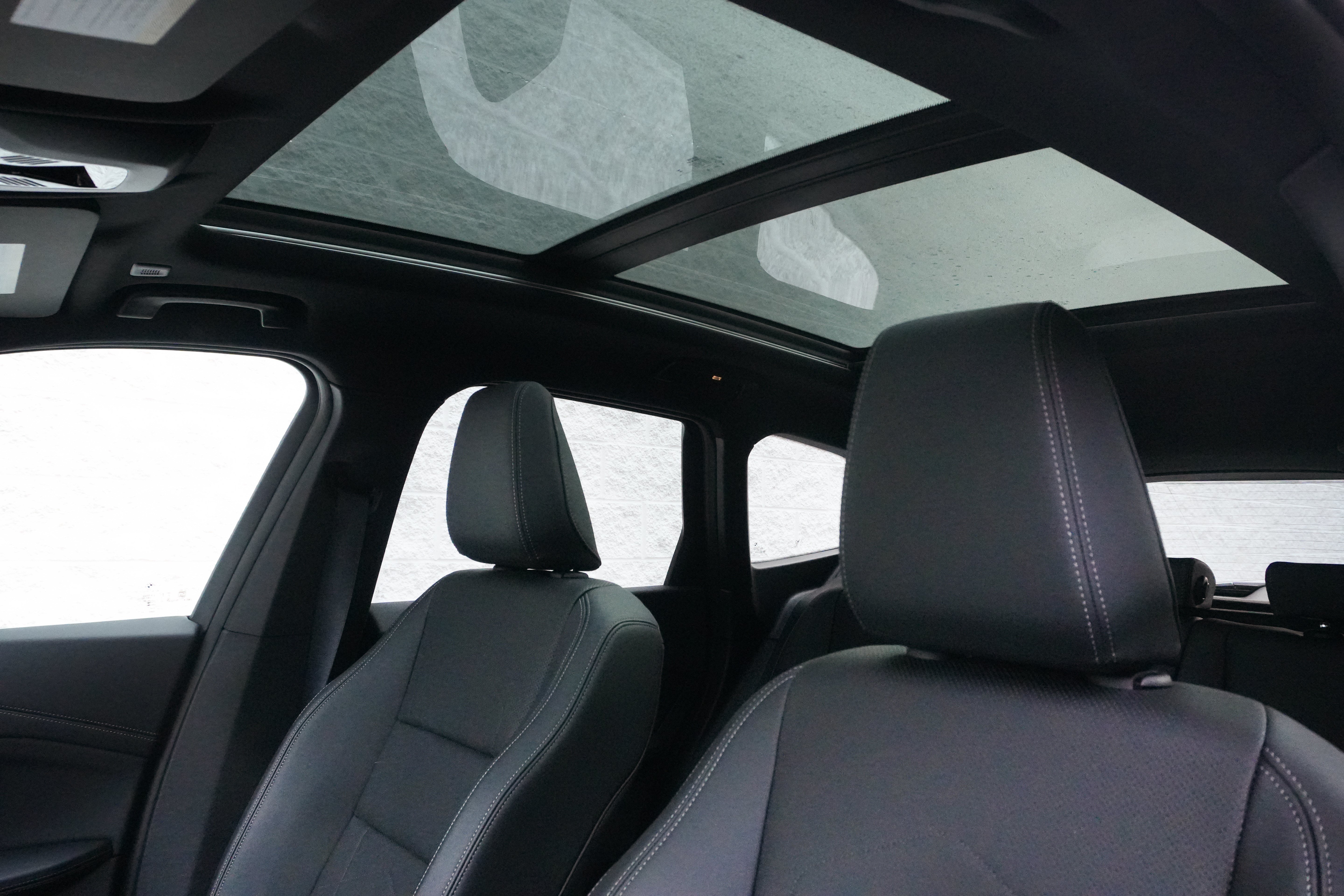Certified 2025 BMW X1 xDrive28i AWD/4WD image 15