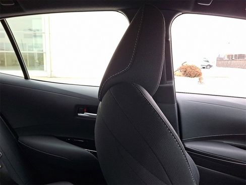 Certified 2023 Toyota Corolla SE image 13