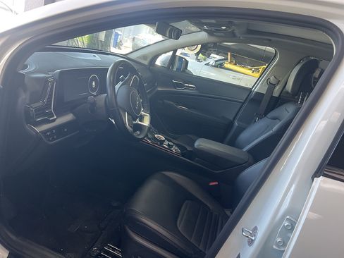 Used 2023 Kia Sportage SX Prestige AWD/4WD image 7