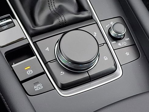 New 2026 MAZDA MAZDA3 2.5 S Sedan w/ Preferred Pkg image 21