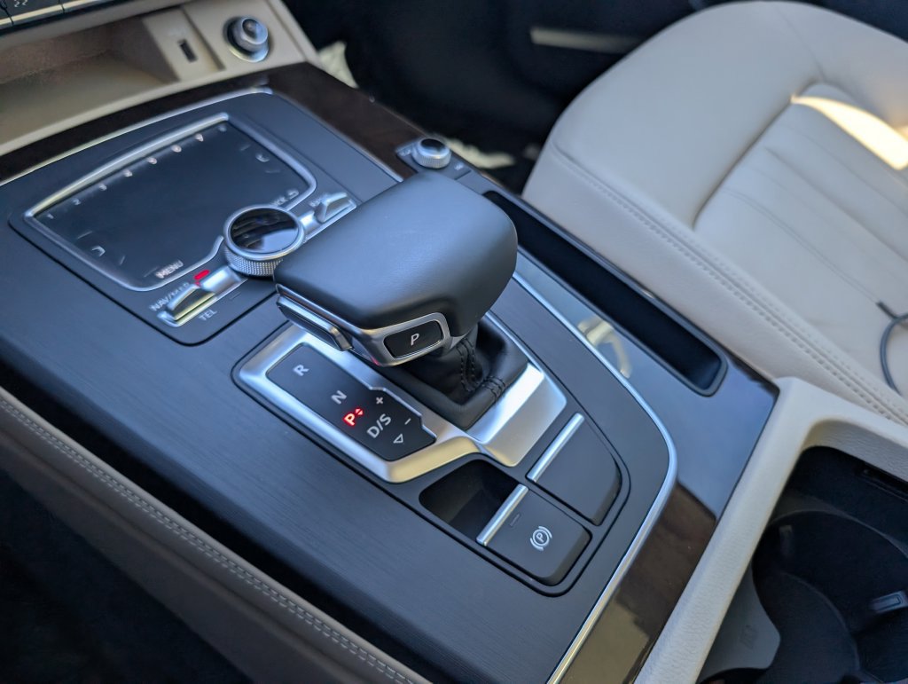 Used 2019 Audi Q5 Prestige w/ Prestige Package AWD/4WD image 22