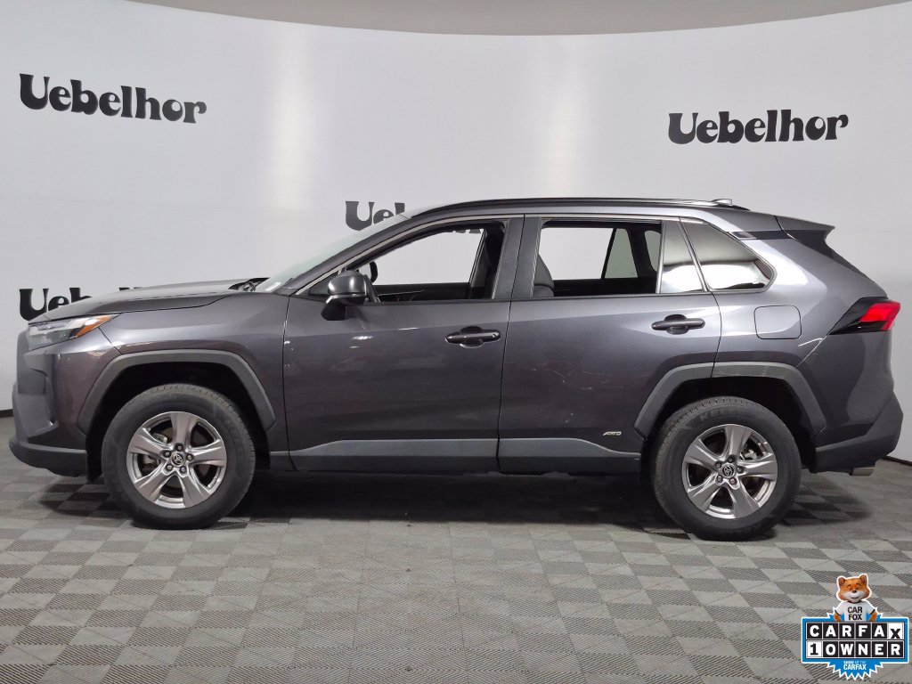 Used 2023 Toyota RAV4 LE AWD/4WD image 4