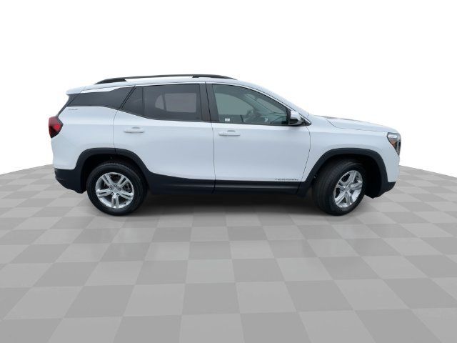 Certified 2023 GMC Terrain SLE w/ Driver Convenience Package AWD/4WD image 9