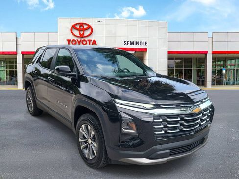 Used 2026 Chevrolet Equinox LT FWD image 2