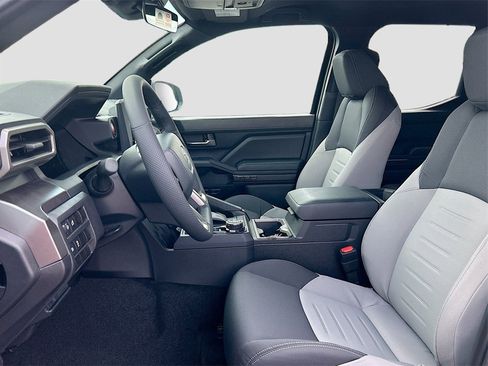 New 2025 Toyota Tacoma TRD Off-Road image 20