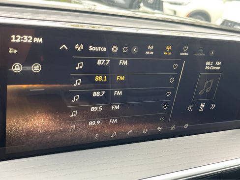 New 2025 INFINITI QX80 Sensory image 9