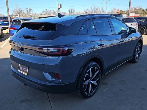 Used 2023 Volkswagen ID.4 Pro S image 5