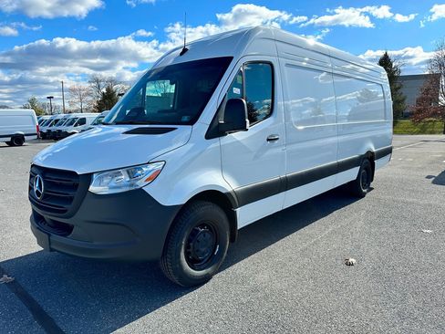 New 2026 Mercedes-Benz Sprinter 2500 image 8