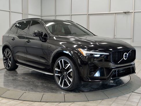 Used 2023 Volvo XC60 T8 Ultimate w/ Protection Package Premier image 2