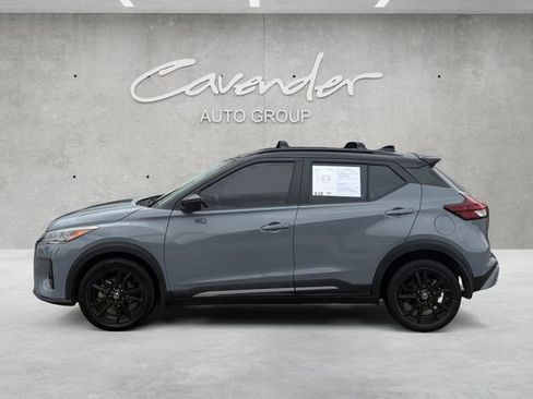 Used 2021 Nissan Kicks SR w/ Exterior Package image 13