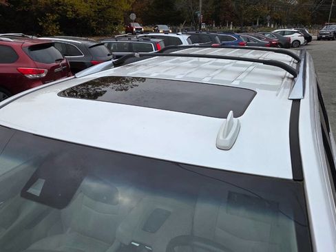 Used 2016 Cadillac Escalade ESV Premium image 20