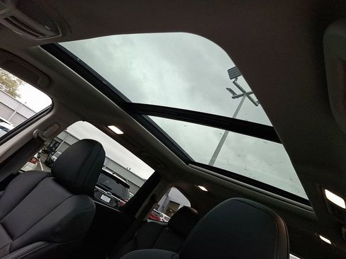 New 2025 Subaru Ascent Limited image 14