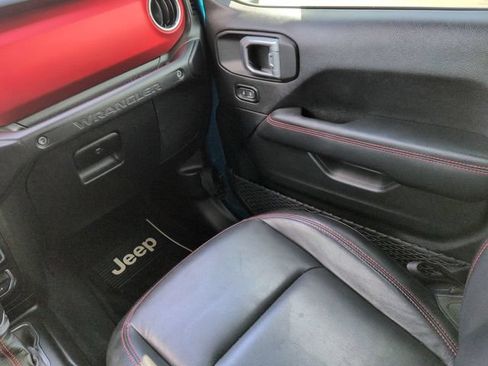Used 2020 Jeep Wrangler Unlimited Rubicon AWD/4WD image 17