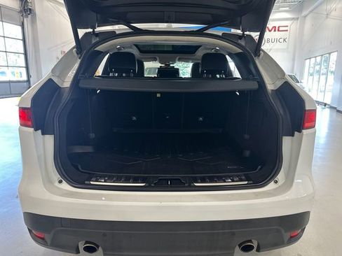 Used 2019 Jaguar F-PACE Premium AWD/4WD image 33