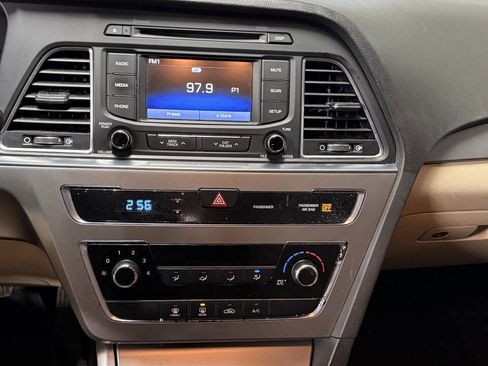 Used 2015 Hyundai Sonata SE w/ Option Group 09 image 10