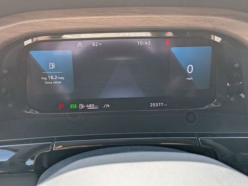 Used 2025 Volkswagen Atlas SE FWD image 14