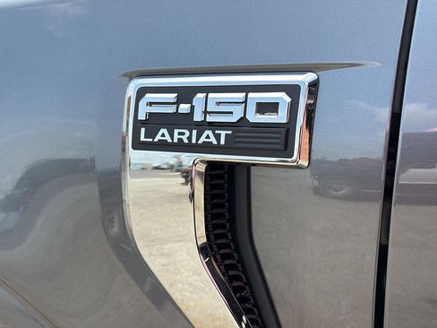 Used 2025 Ford F150 Lariat w/ Equipment Group 502A High image 28