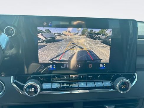 New 2026 Chevrolet Colorado Trail Boss AWD/4WD image 17