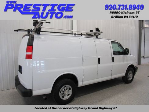 Used 2021 Chevrolet Express 2500 w/ Driver Convenience Package image 4