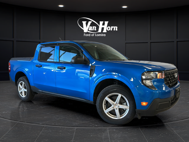 Used 2025 Ford Maverick XL w/ Equipment Group 102A AWD/4WD image 1