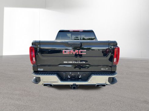 Used 2024 GMC Sierra 1500 SLT w/ SLT Premium Plus Package AWD/4WD image 4