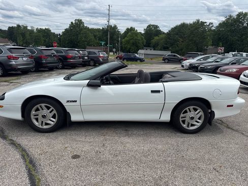 Used 1994 Chevrolet Camaro Z28 RWD image 25