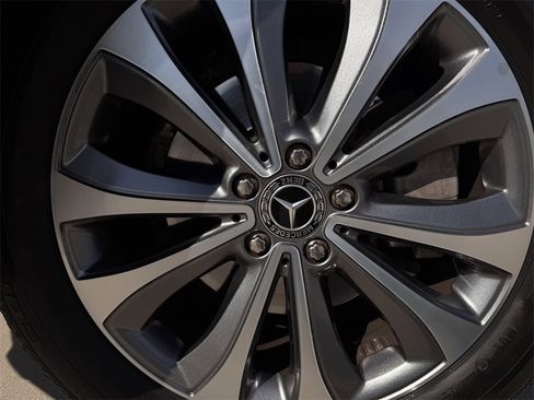 Used 2020 Mercedes-Benz GLE 350 image 9