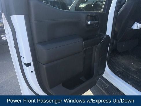 Used 2019 GMC Sierra 1500 AT4 w/ AT4 Premium Package image 17